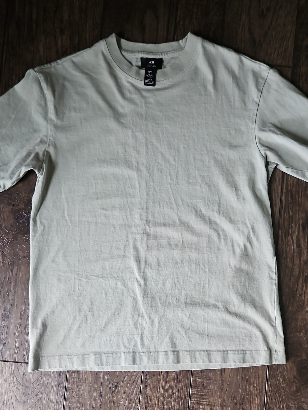 Mens Small H&M Tshirt